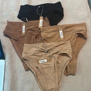 Skims summer mesh brief size XS